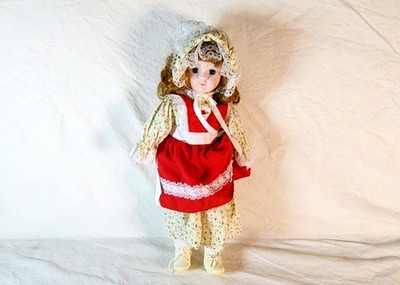 Heritage Dolls 16" Musical Porcelain Doll Red Apron Floral Dress Bonnet With Tag