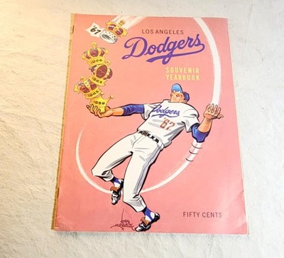 1967 Los Angeles Dodgers Souvenir Yearbook Vintage Complete VG+